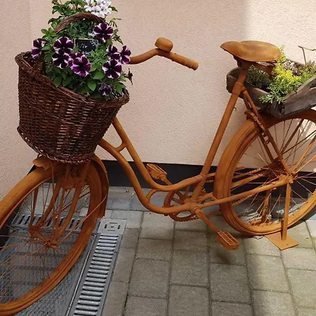 _ Haus Lisa_ Senftenberg